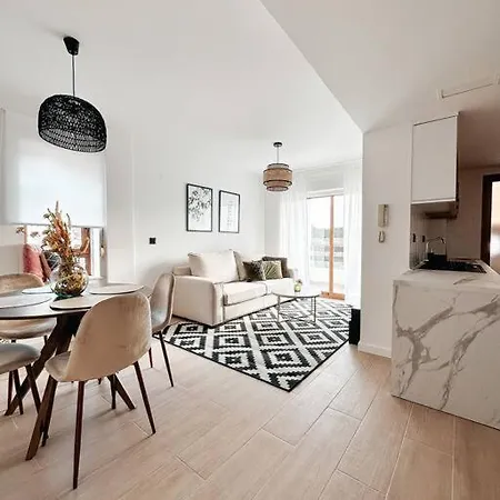 Apartman Precioso Con Piscina Y Vistas *