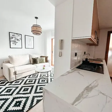 Precioso Con Piscina Y Vistas Apartmán *